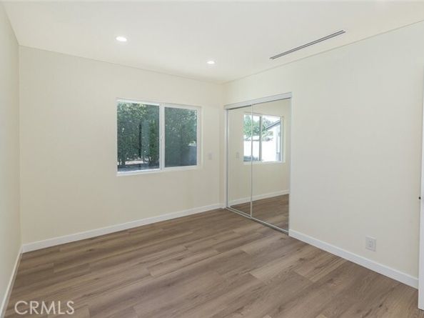15724 Chase Street, North Hills (los Angeles) CA 91343