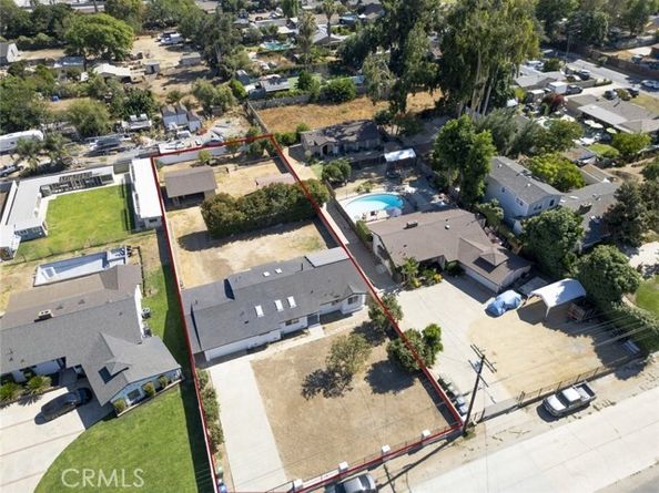 15724 Chase Street, North Hills (los Angeles) CA 91343