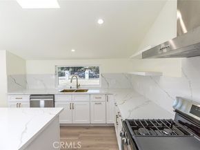 15724 Chase Street, North Hills (los Angeles) CA 91343