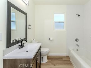15724 Chase Street, North Hills (los Angeles) CA 91343