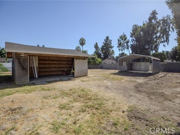 15724 Chase Street, North Hills (los Angeles) CA 91343