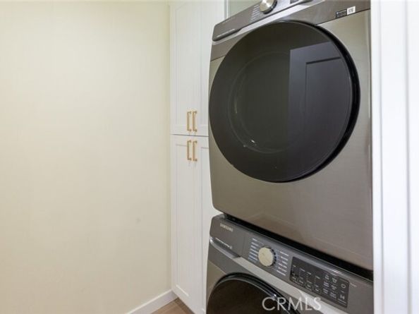 15724 Chase Street, North Hills (los Angeles) CA 91343