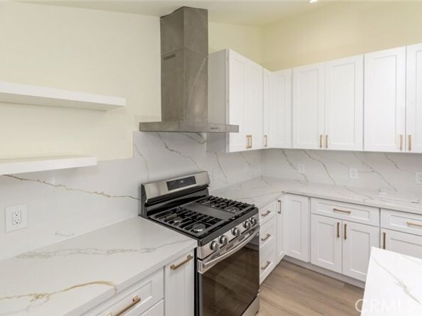 15724 Chase Street, North Hills (los Angeles) CA 91343