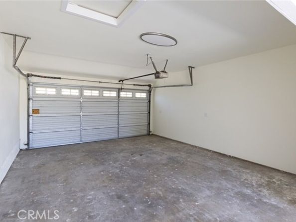 15724 Chase Street, North Hills (los Angeles) CA 91343