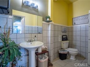 2823 W 8th Street, Los Angeles CA 90005