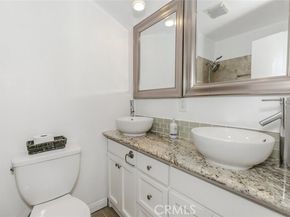 7857 Whitsett Avenue, North Hollywood (los Angeles) CA 91605