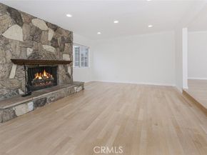 7857 Whitsett Avenue, North Hollywood (los Angeles) CA 91605