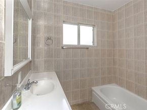 7857 Whitsett Avenue, North Hollywood (los Angeles) CA 91605