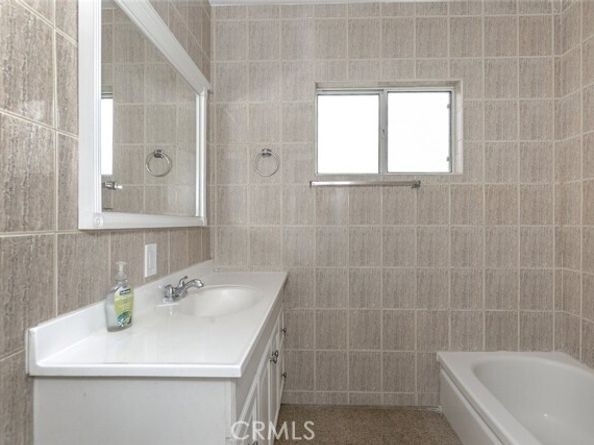 7857 Whitsett Avenue, North Hollywood (los Angeles) CA 91605