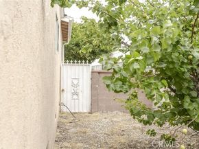 7857 Whitsett Avenue, North Hollywood (los Angeles) CA 91605
