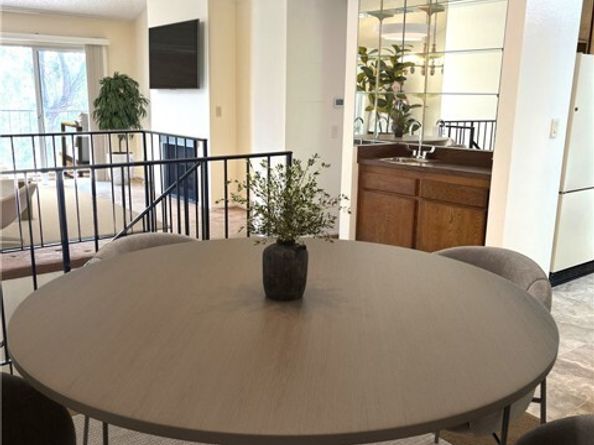 11427 Tampa Avenue 76, Porter Ranch (los Angeles) CA 91326