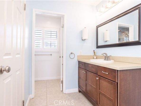 10101 Hanna Avenue, Chatsworth (los Angeles) CA 91311