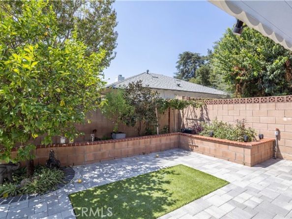 10101 Hanna Avenue, Chatsworth (los Angeles) CA 91311