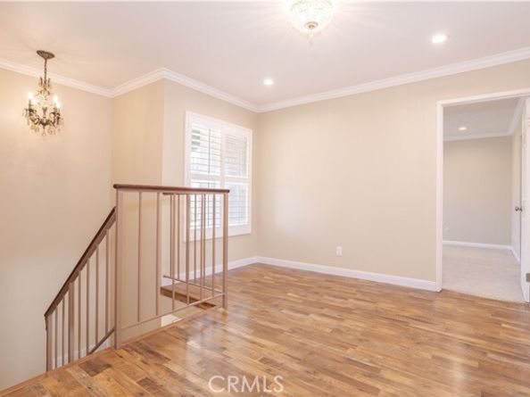 10101 Hanna Avenue, Chatsworth (los Angeles) CA 91311
