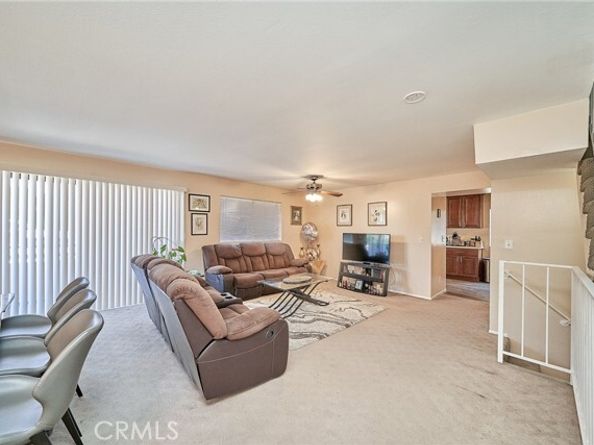 17225 Chatsworth Street 111, Granada Hills (los Angeles) CA 91344