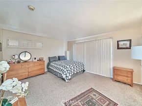 17225 Chatsworth Street 111, Granada Hills (los Angeles) CA 91344