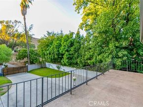 9620 Wheatland Avenue, Burbank CA 91040