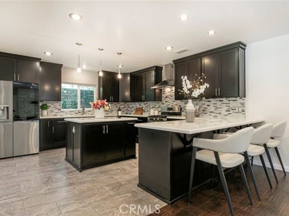 9620 Wheatland Avenue, Burbank CA 91040