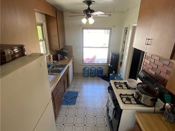 7642 Wish Avenue, Los Angeles CA 91406