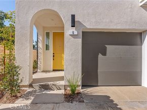 9423 N Sepulveda Blvd. 6, North Hills (los Angeles) CA 91343