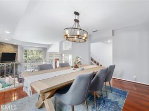 23163 Mulholland Drive, Woodland Hills (los Angeles) CA 91364