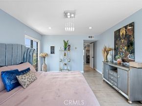 7625 Reseda Boulevard 302, Reseda (los Angeles) CA 91335