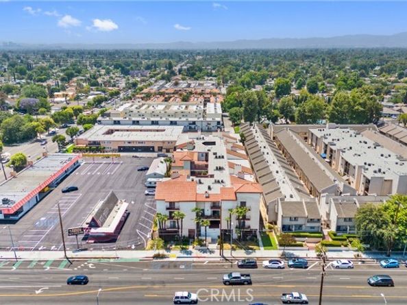 7625 Reseda Boulevard 302, Reseda (los Angeles) CA 91335