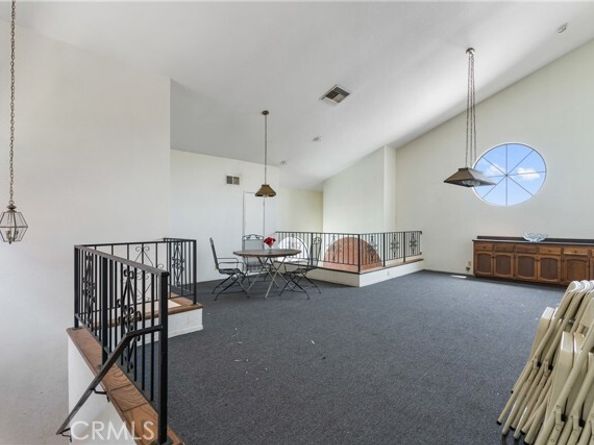 7625 Reseda Boulevard 302, Reseda (los Angeles) CA 91335