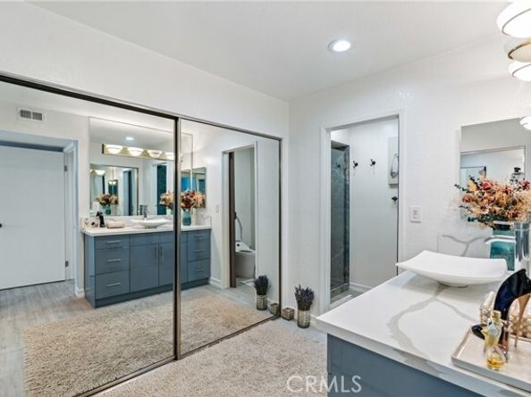7625 Reseda Boulevard 302, Reseda (los Angeles) CA 91335