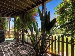 15614 Crestview Lane 63, Granada Hills (los Angeles) CA 91344
