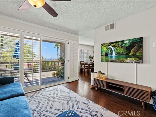 15614 Crestview Lane 63, Granada Hills (los Angeles) CA 91344