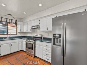12411 Osborne Street 46, Pacoima (los Angeles) CA 91331