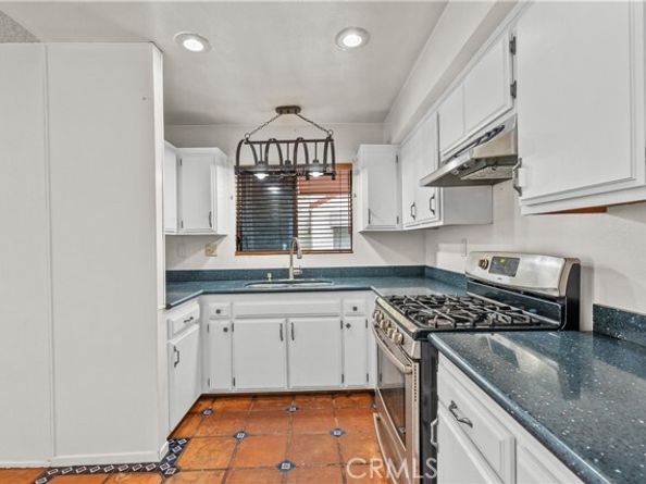 12411 Osborne Street 46, Pacoima (los Angeles) CA 91331