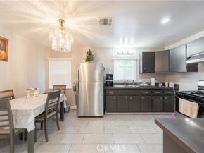 16038 Hartland Street, Van Nuys (los Angeles) CA 91406