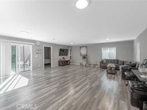 16038 Hartland Street, Van Nuys (los Angeles) CA 91406