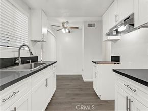 9834 Sepulveda Boulevard 109, North Hills (los Angeles) CA 91343