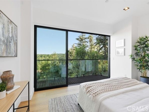 16800 Oak View, Encino (los Angeles) CA 91436