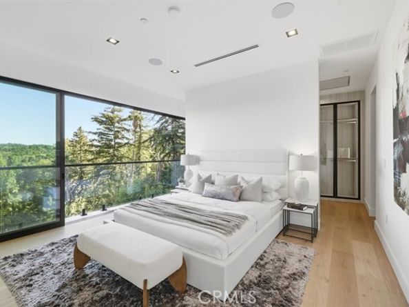 16800 Oak View, Encino (los Angeles) CA 91436