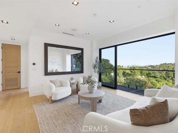 16800 Oak View, Encino (los Angeles) CA 91436