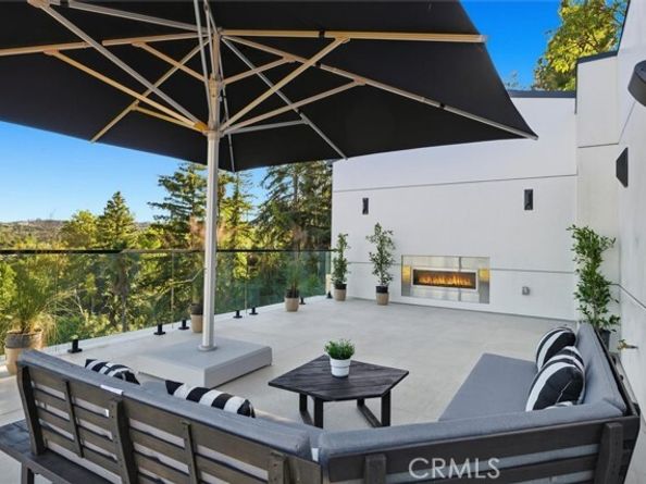 16800 Oak View, Encino (los Angeles) CA 91436