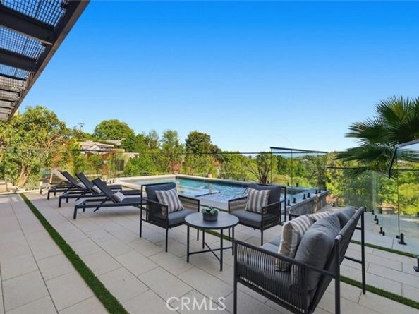 16800 Oak View, Encino (los Angeles) CA 91436