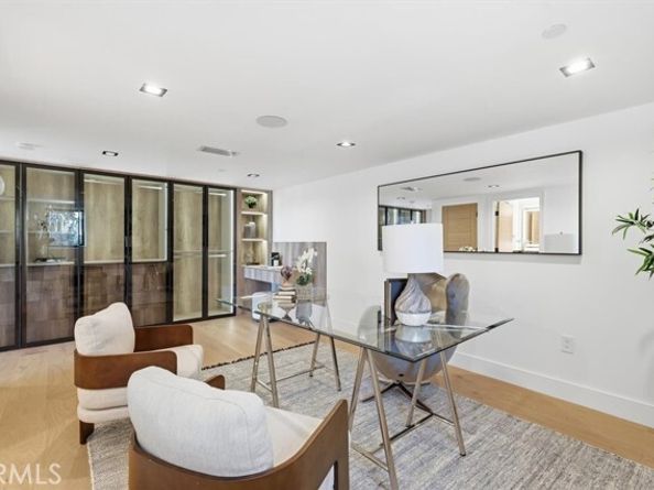 16800 Oak View, Encino (los Angeles) CA 91436