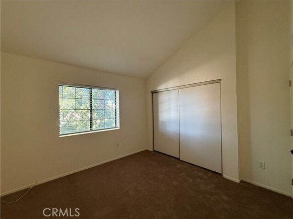 21930 Valerio Street 15, Canoga Park (los Angeles) CA 91303