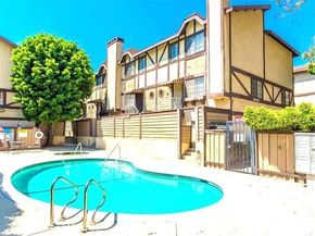 21930 Valerio Street 15, Canoga Park (los Angeles) CA 91303