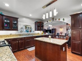 9453 Shoshone Ave, Northridge (los Angeles) CA 91325