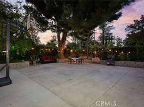 9453 Shoshone Ave, Northridge (los Angeles) CA 91325