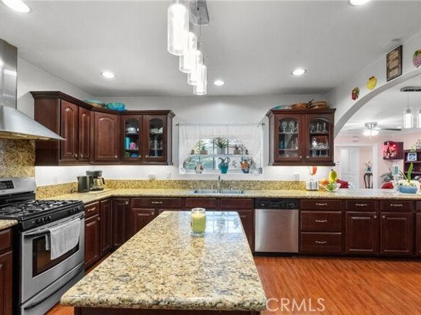 9453 Shoshone Ave, Northridge (los Angeles) CA 91325