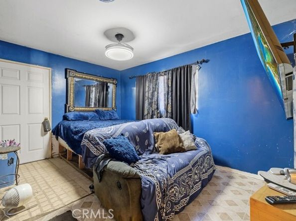 15080 Polk Street, Sylmar (los Angeles) CA 91342