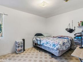 15080 Polk Street, Sylmar (los Angeles) CA 91342