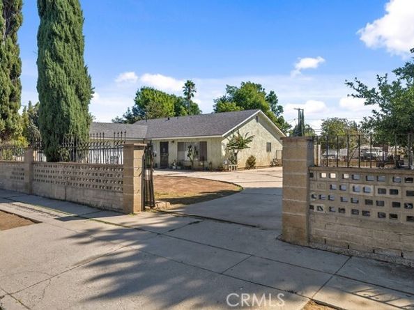 15080 Polk Street, Sylmar (los Angeles) CA 91342